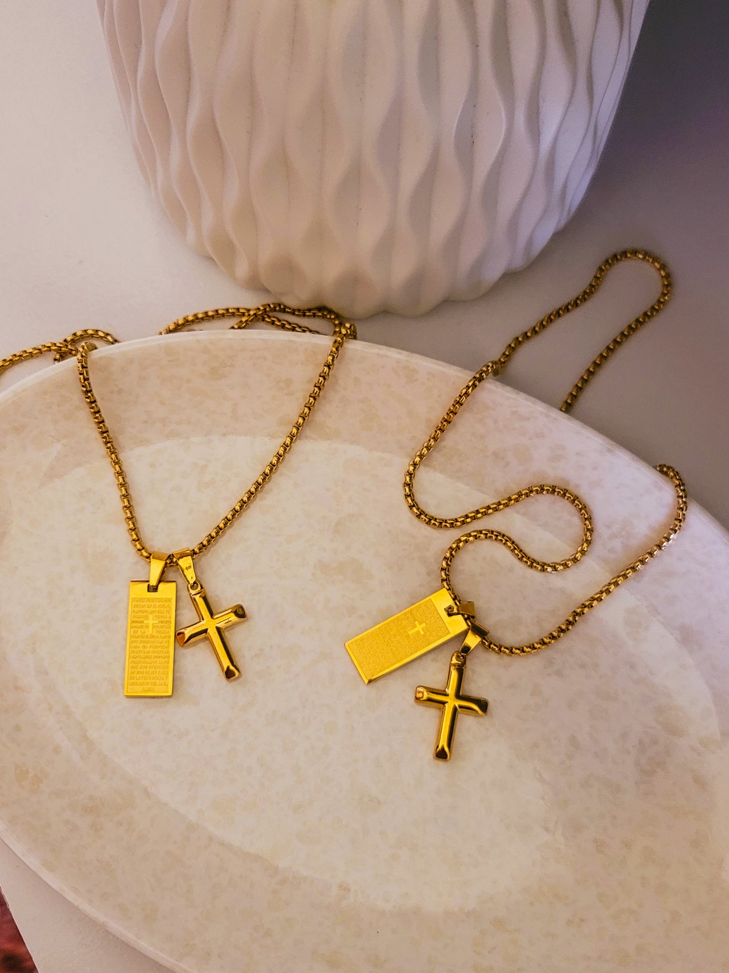 Cross & salmo