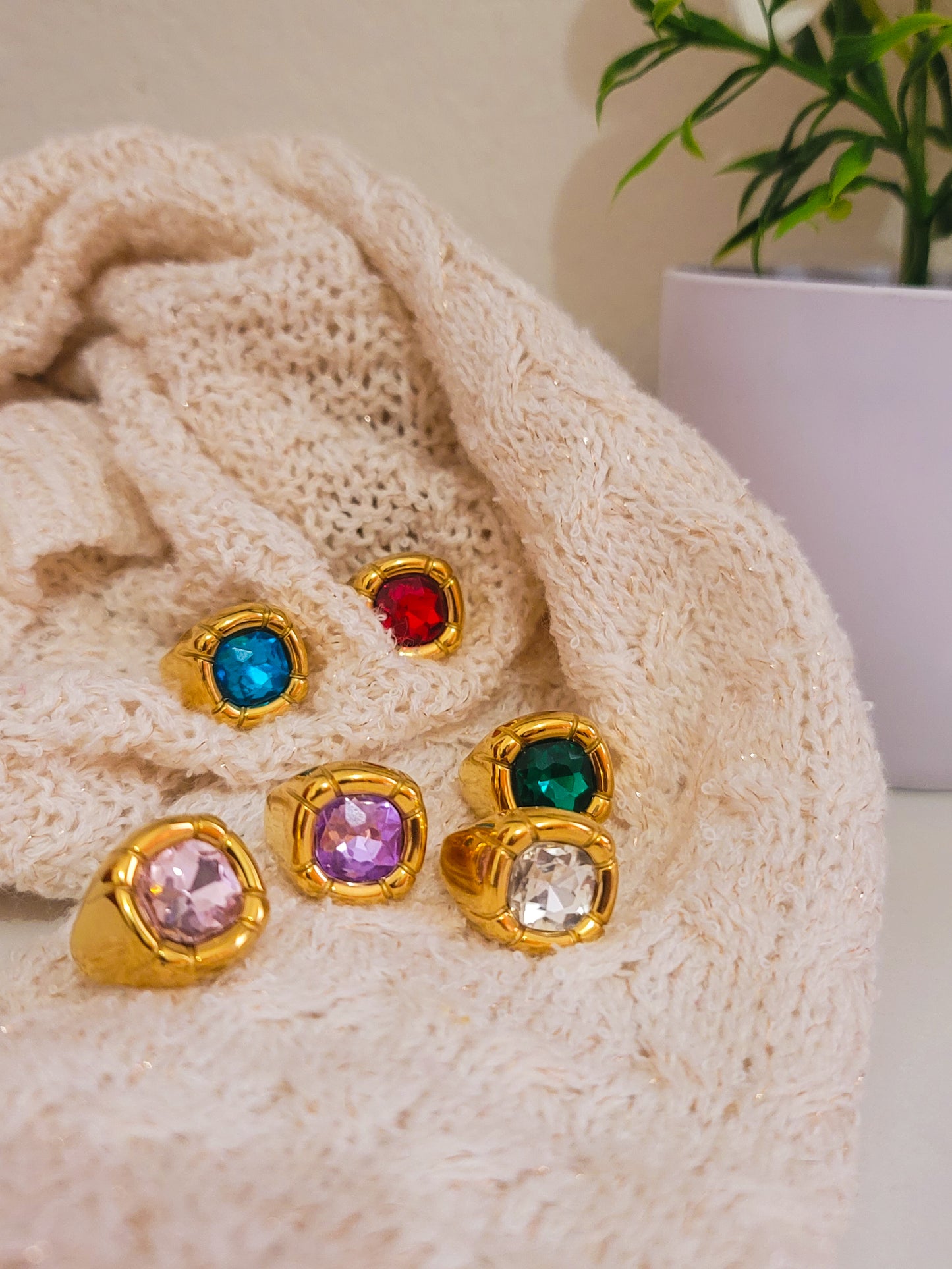 Ring chunky stone