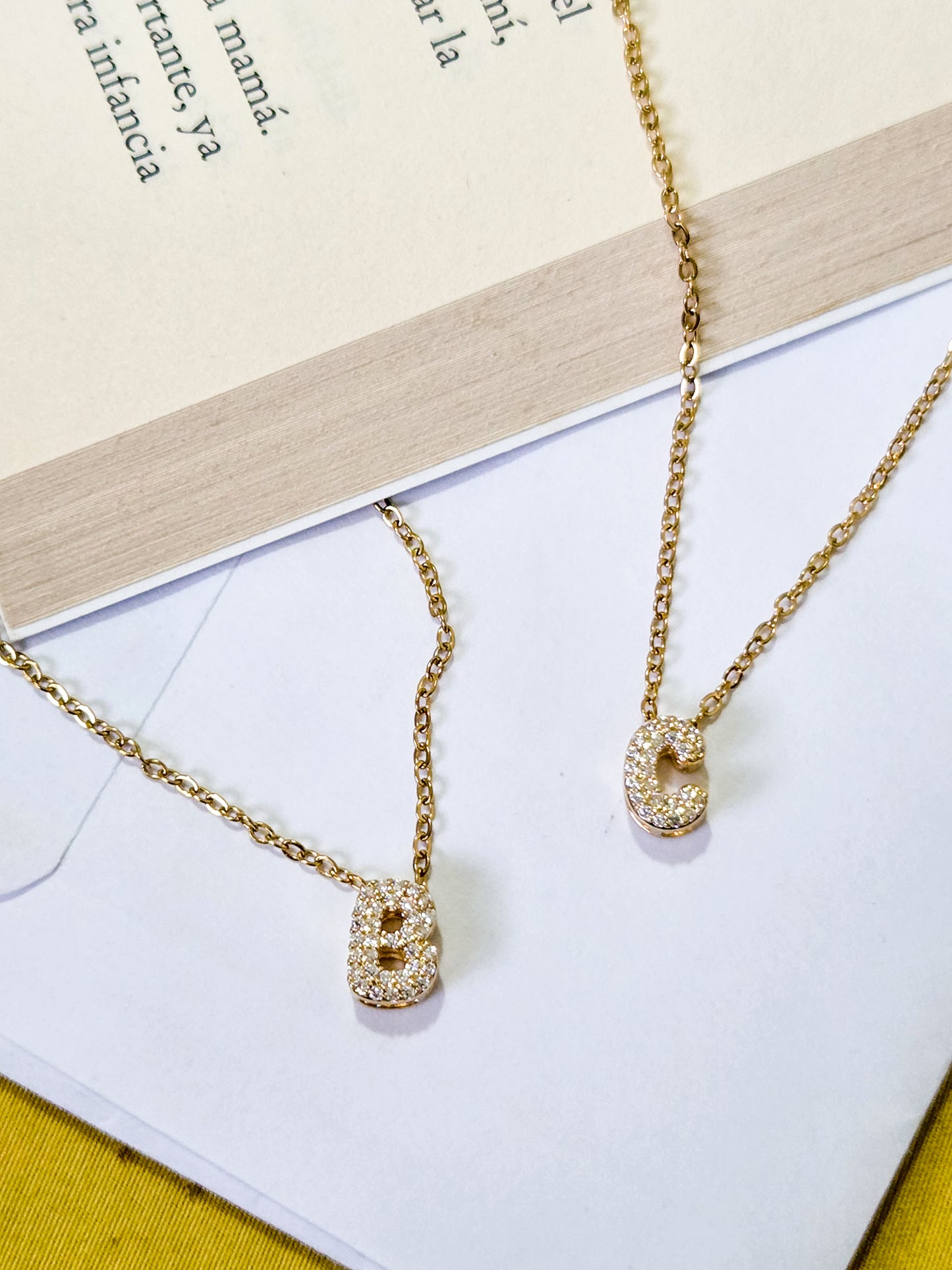 Initial necklece