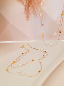 Pearl layering necklace