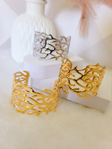 Coral cuff