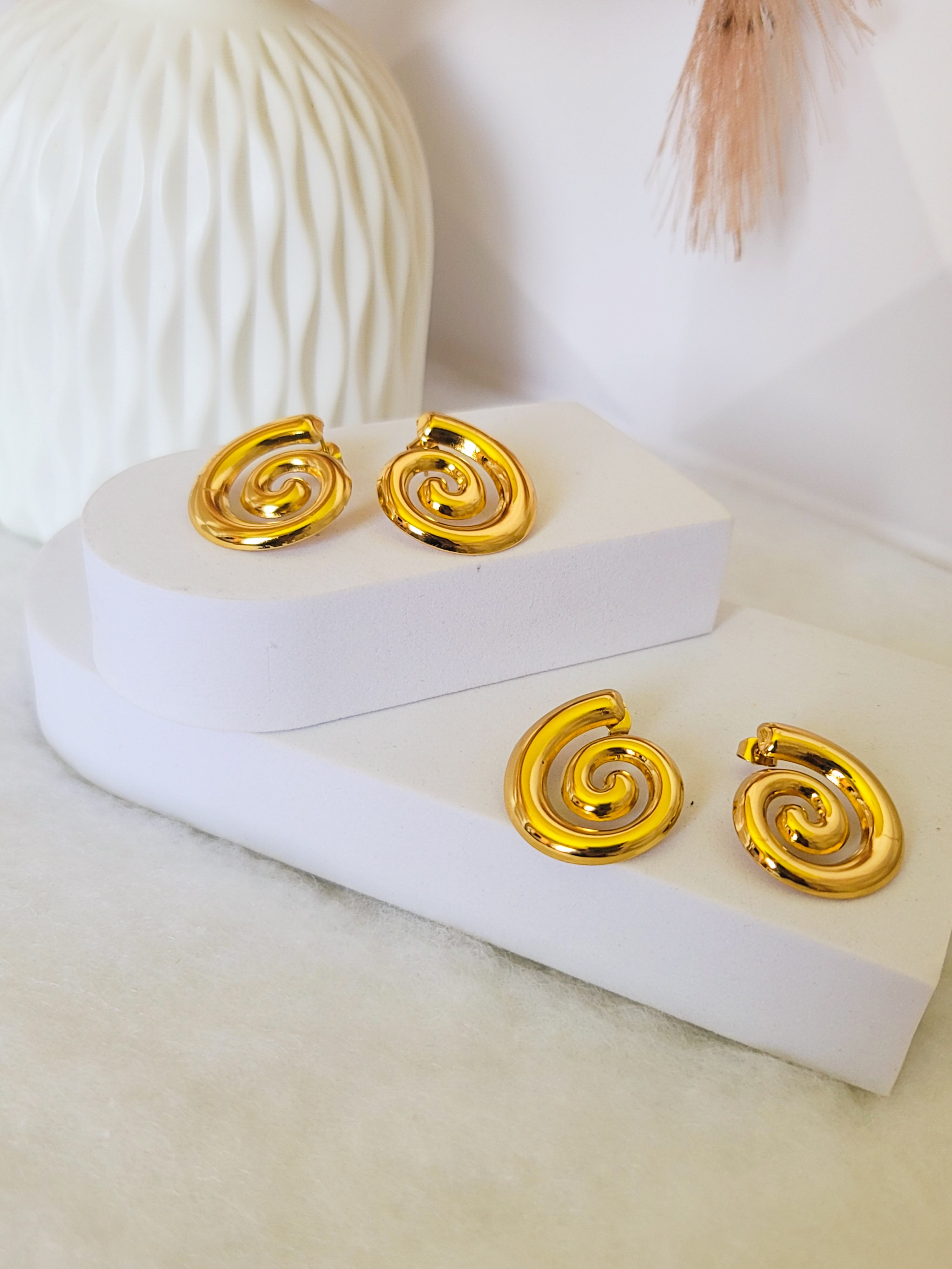 Espiral studs