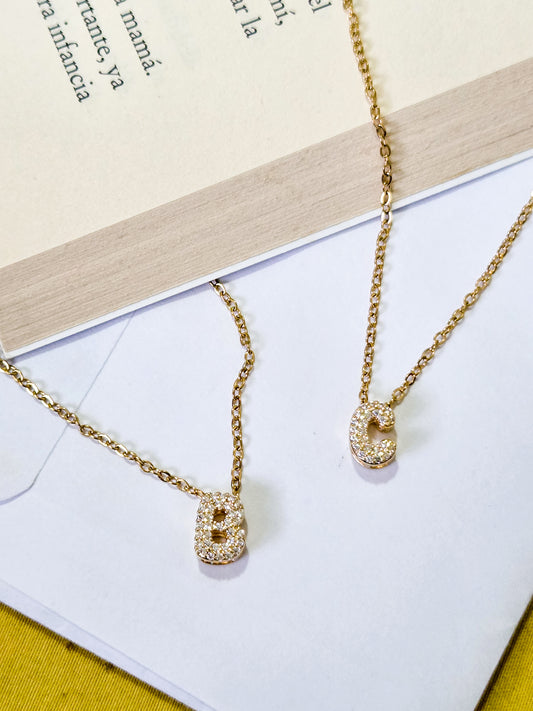 Initial necklece