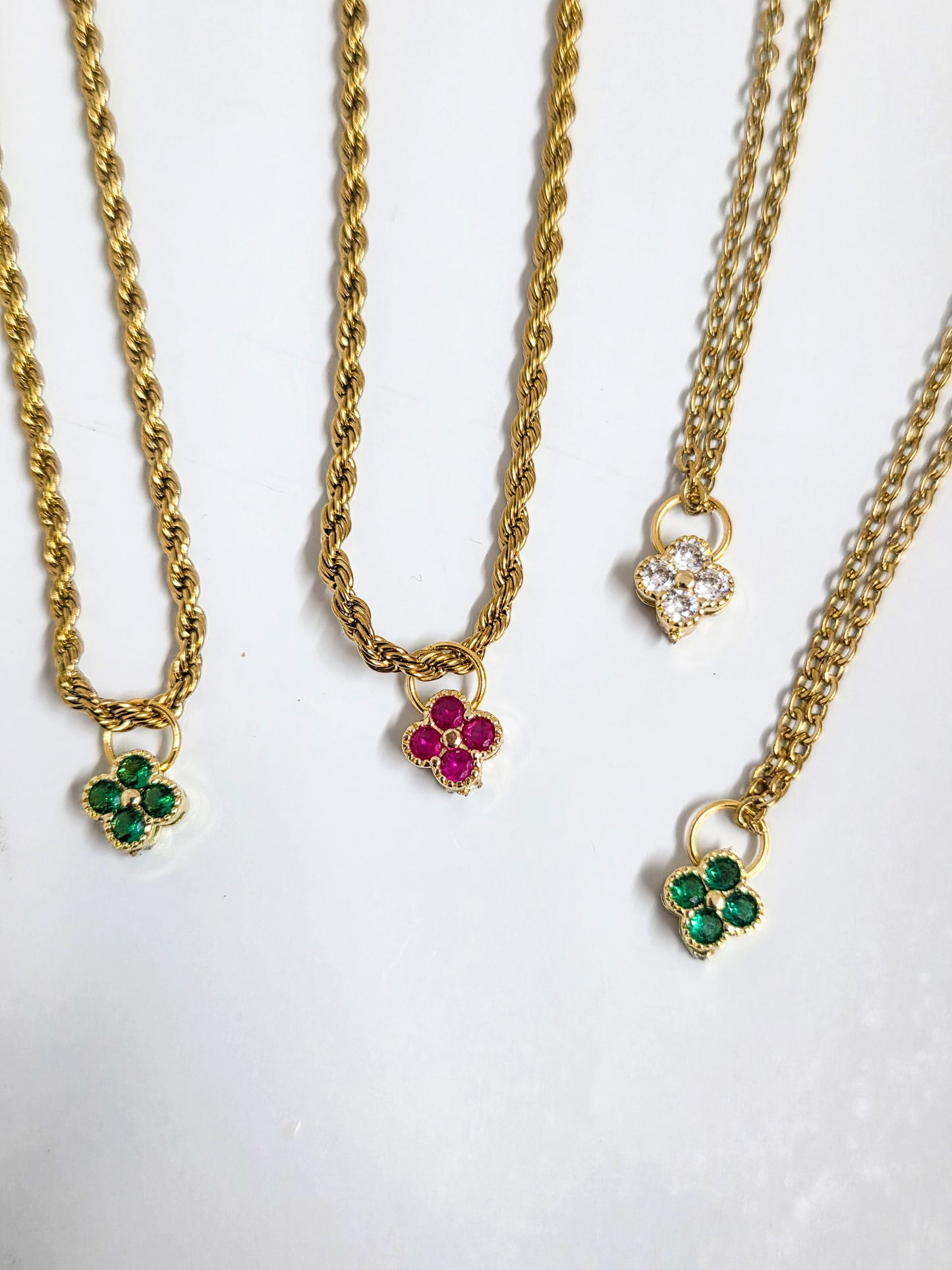 Clover necklece