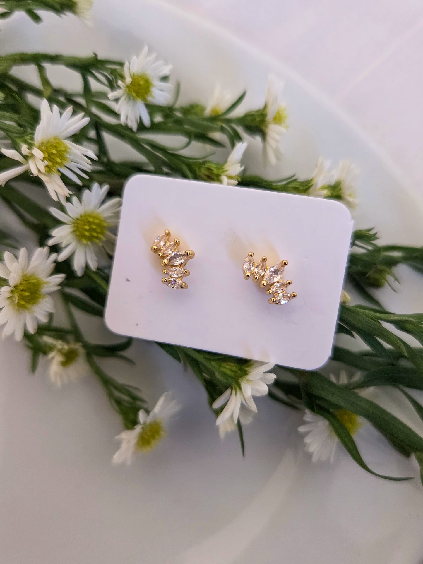 Mini studs