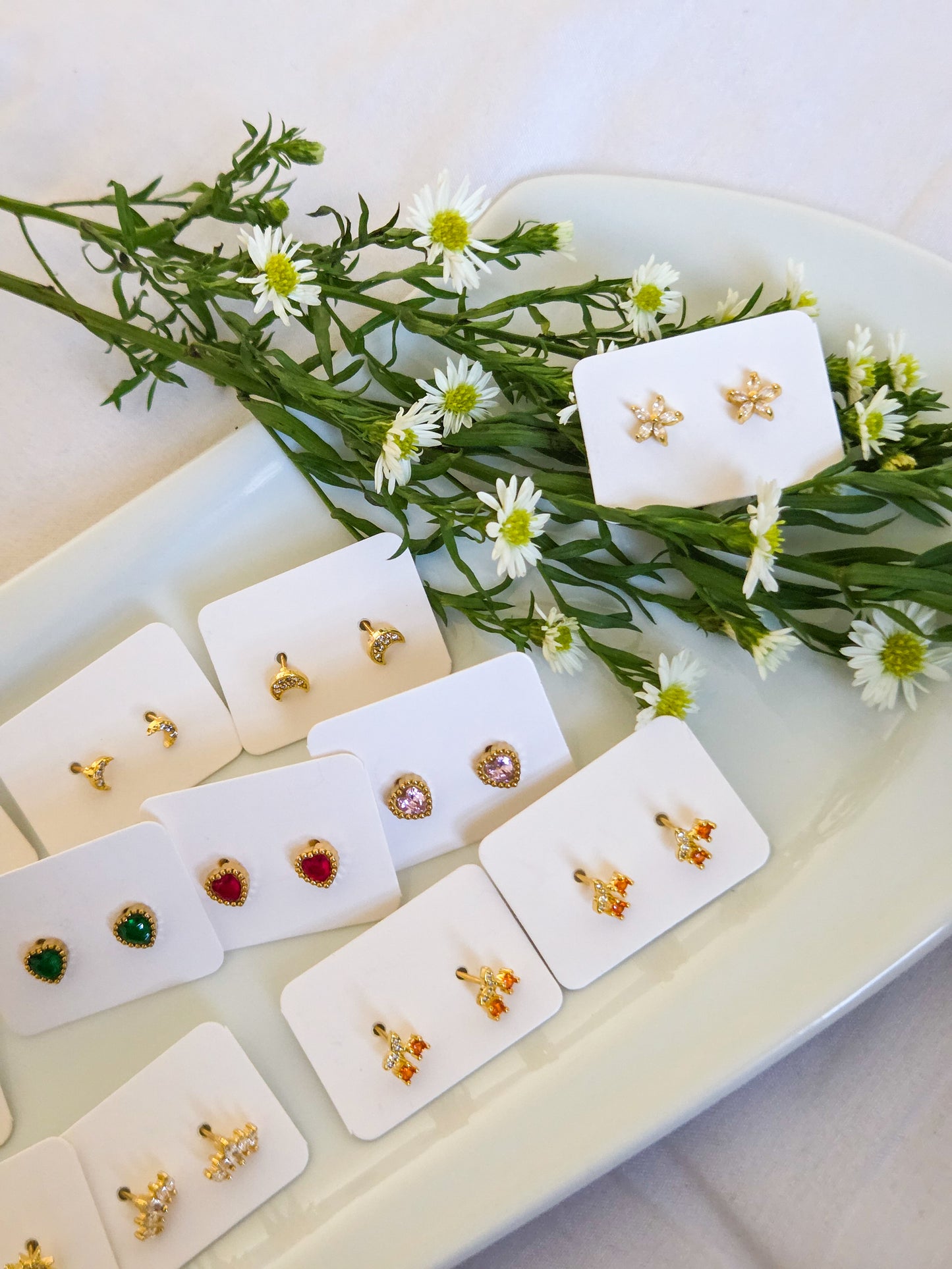 Mini studs