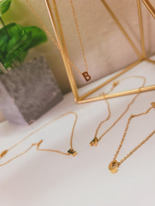 Tiny Initial necklece